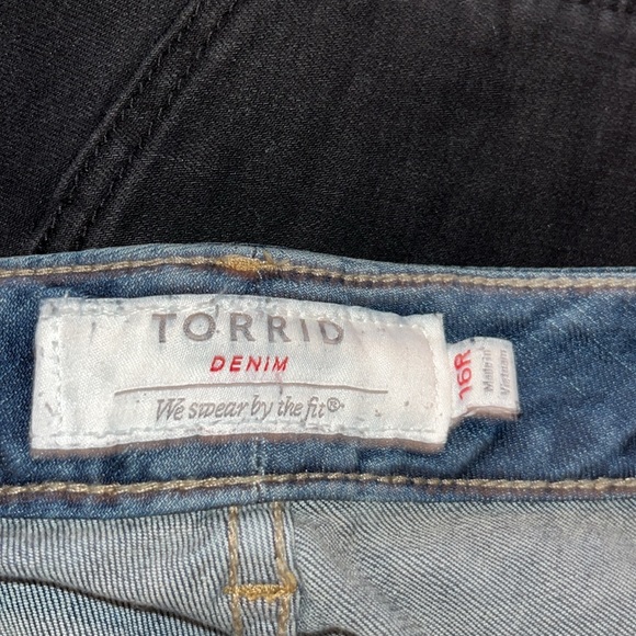 Size 16R, torrid jeans - Picture 3 of 4